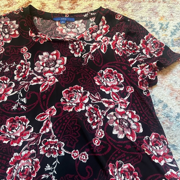 Apt 9 Red Floral Dress - Picture 2 of 4